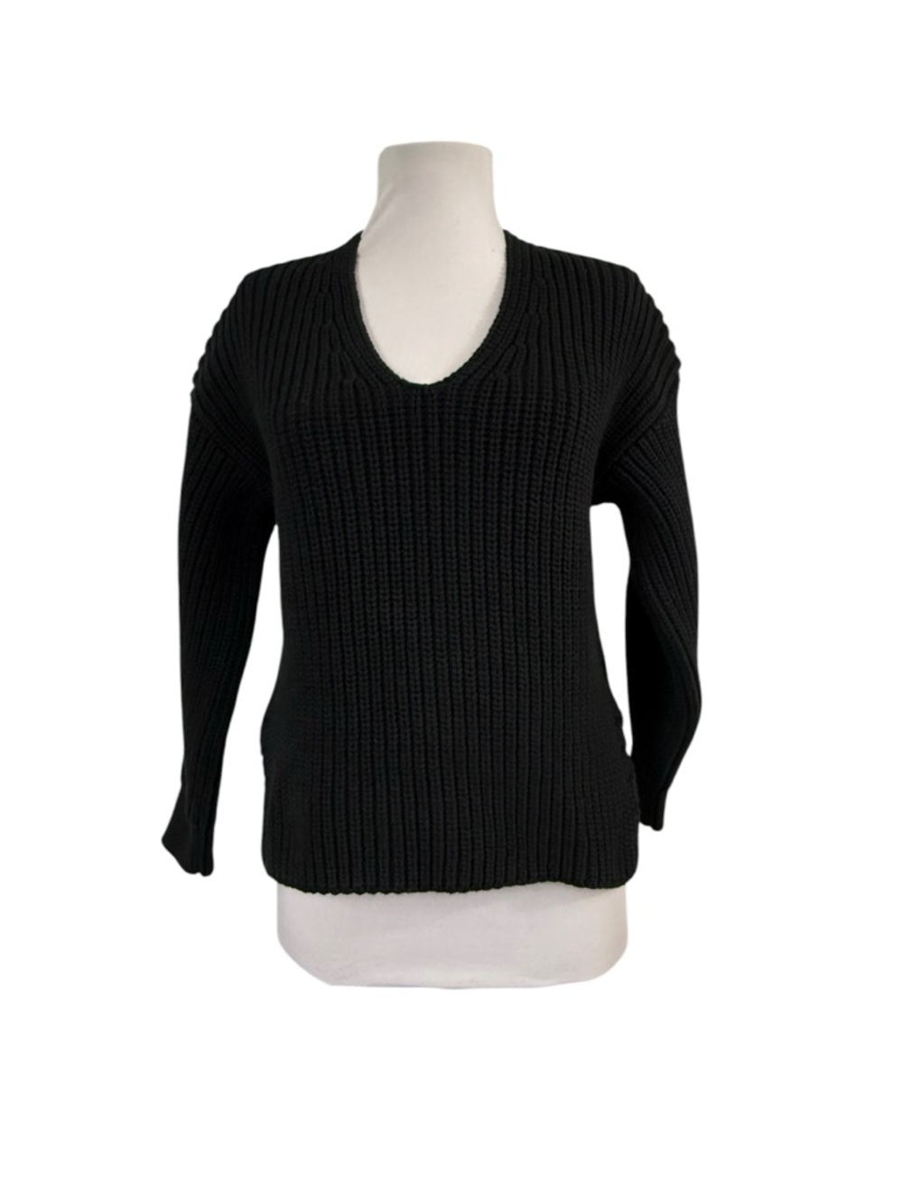 Everlane Women's Medium Chunky Cable Knit Sweater Black Short Slit Hem